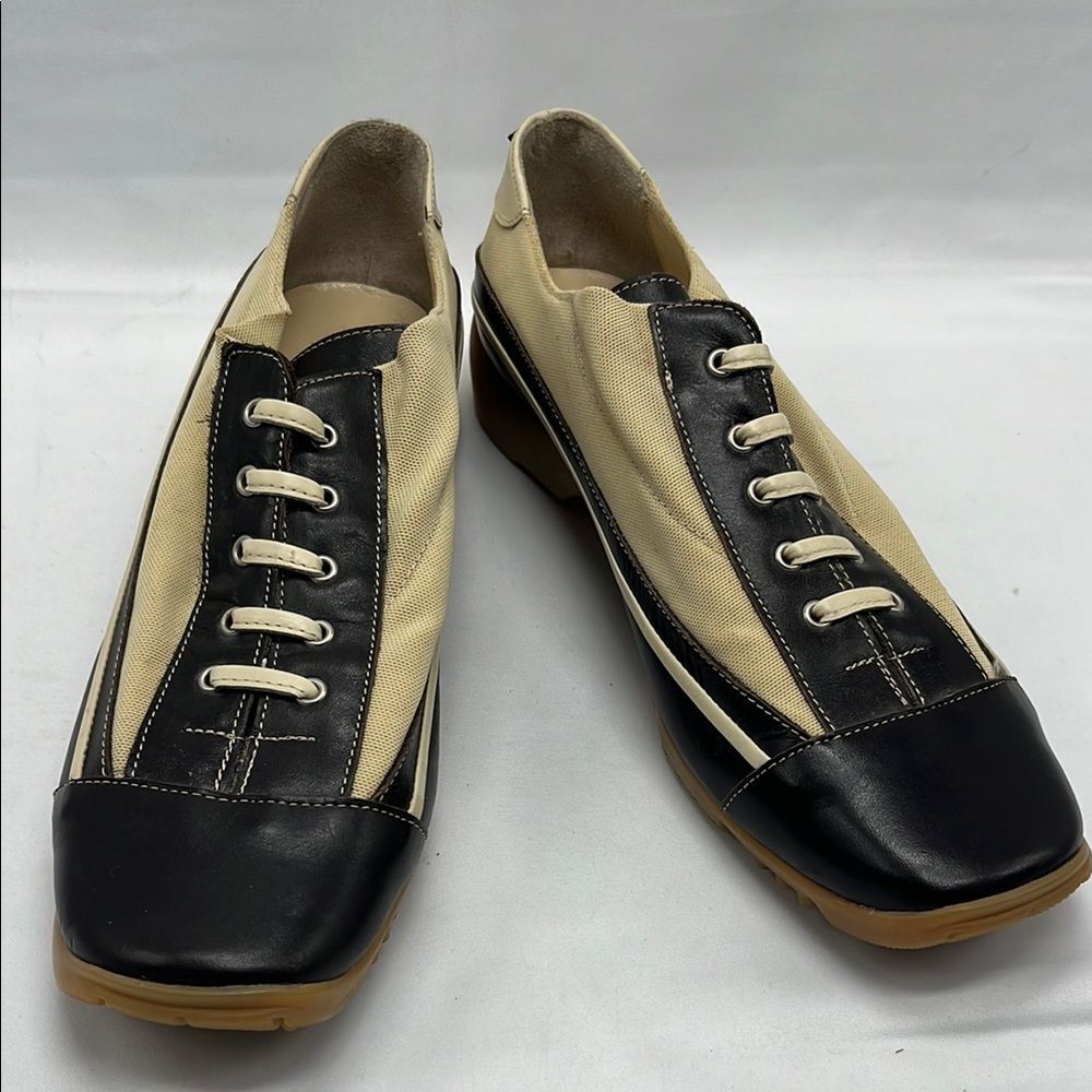 Walter Genuin Tan and Brown Leather Women's Golf Shoes Made in Italy